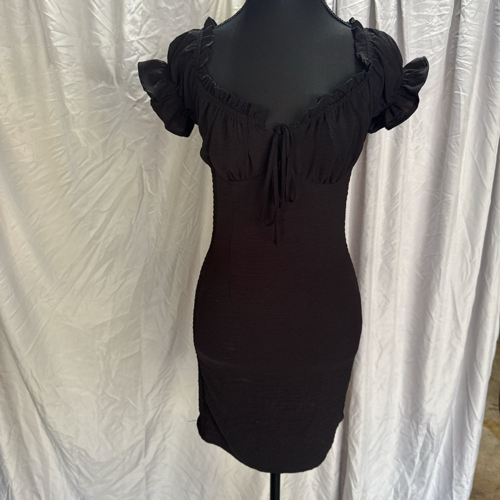 Love Tree Black Ruffle Sleeve Mini Dress